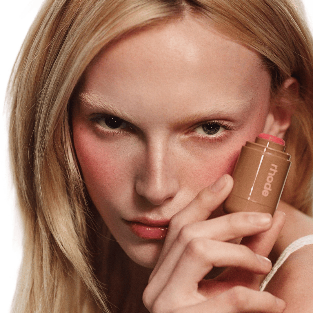 Rhode Allık: Pocket Blush Cep Allık