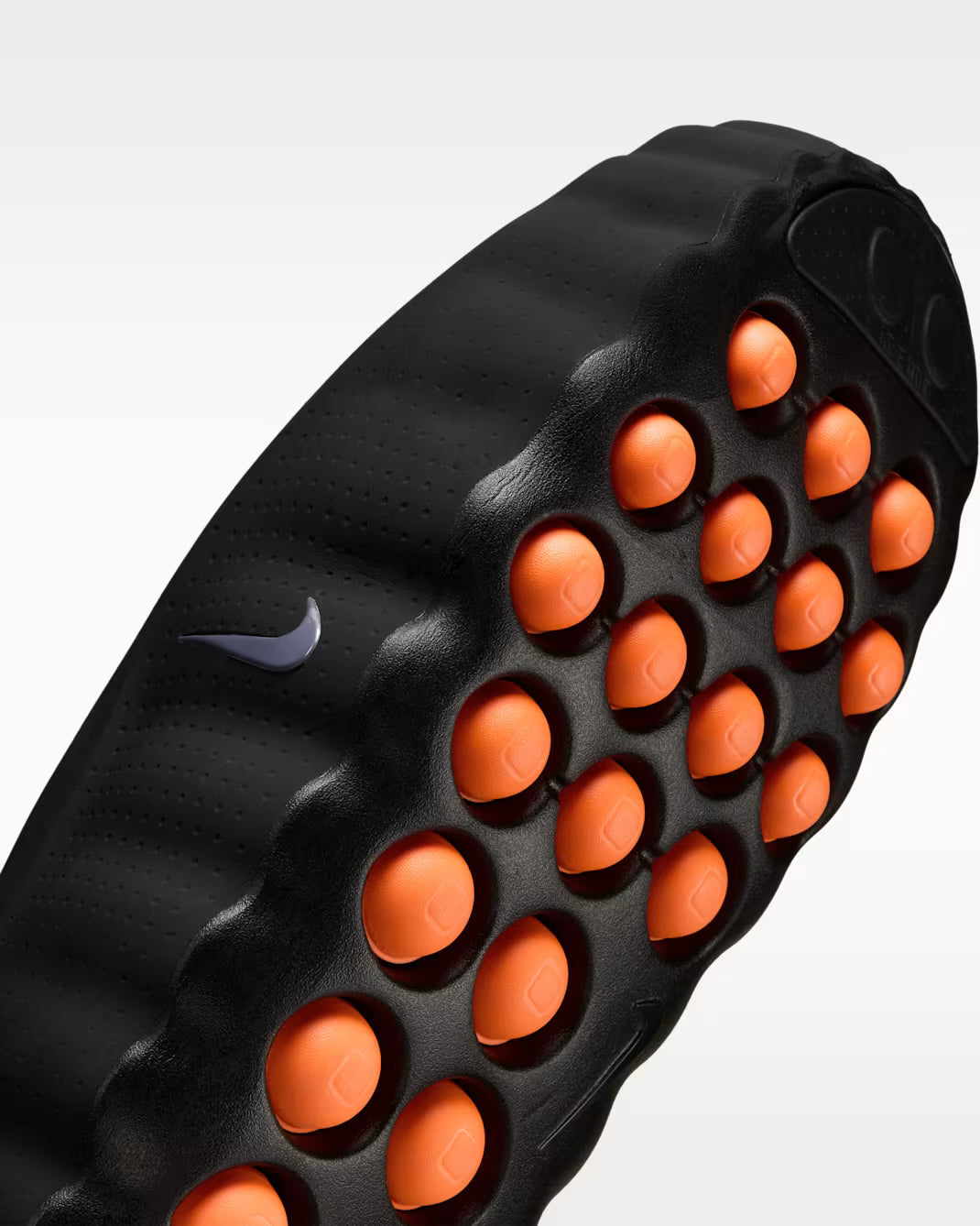 Nike Mind 001 Hyper Crimson
