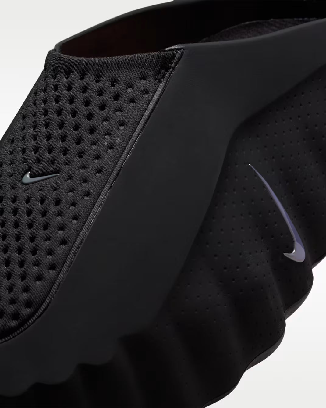 Nike Mind 001 Hyper Crimson