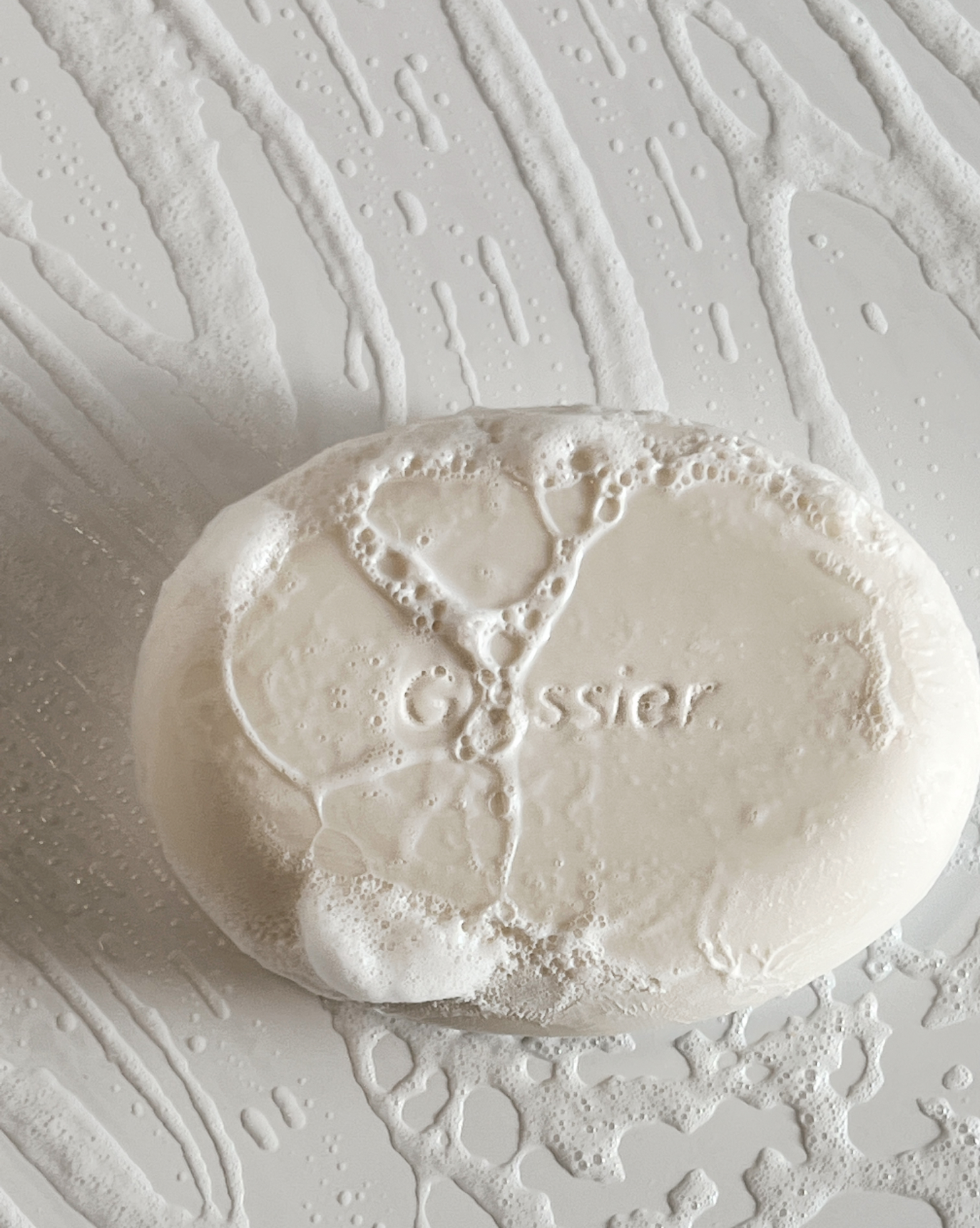 Glossier Milky Jelly Cleansing Bar - Temizleyici Bar